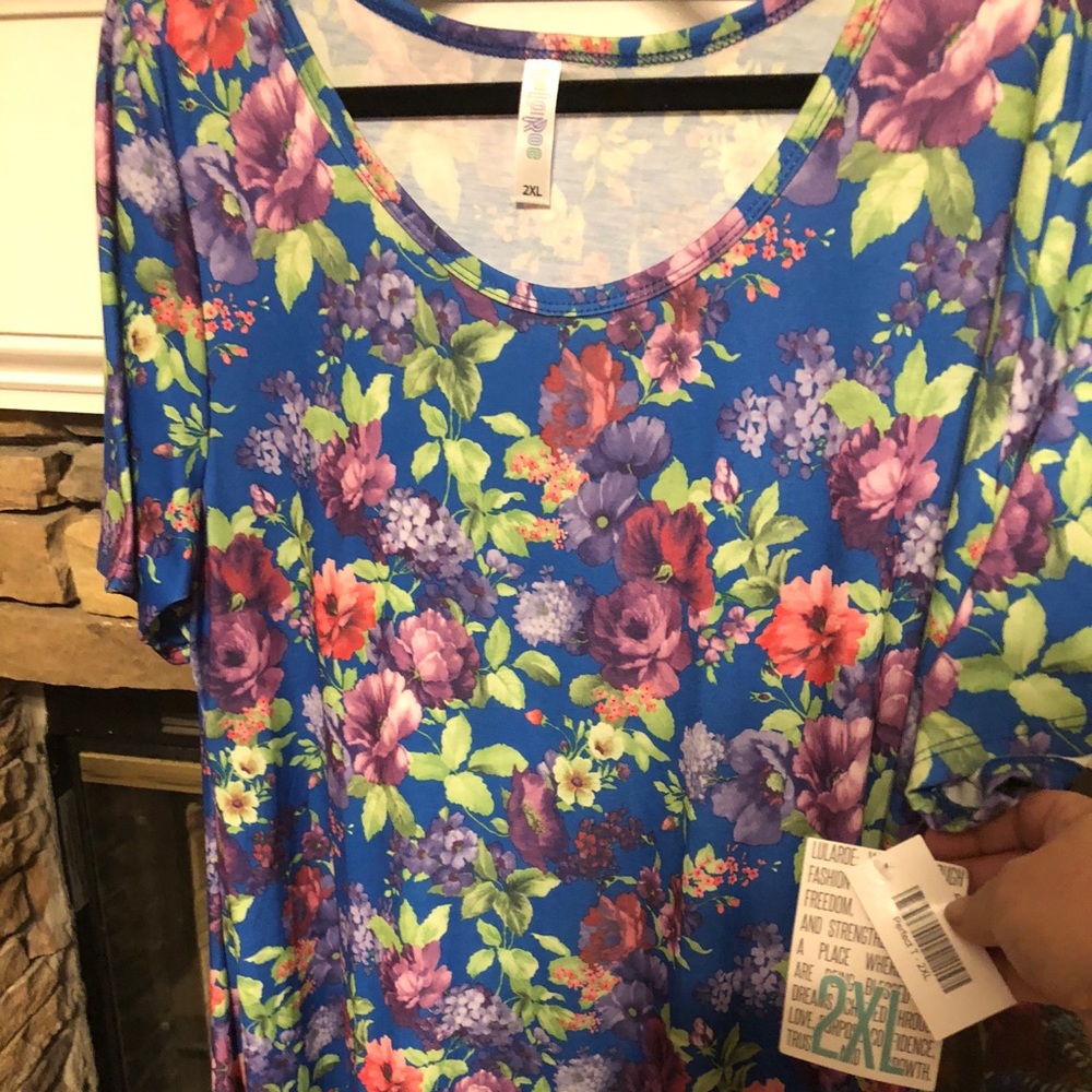 NWT 2xl Perfect Tee